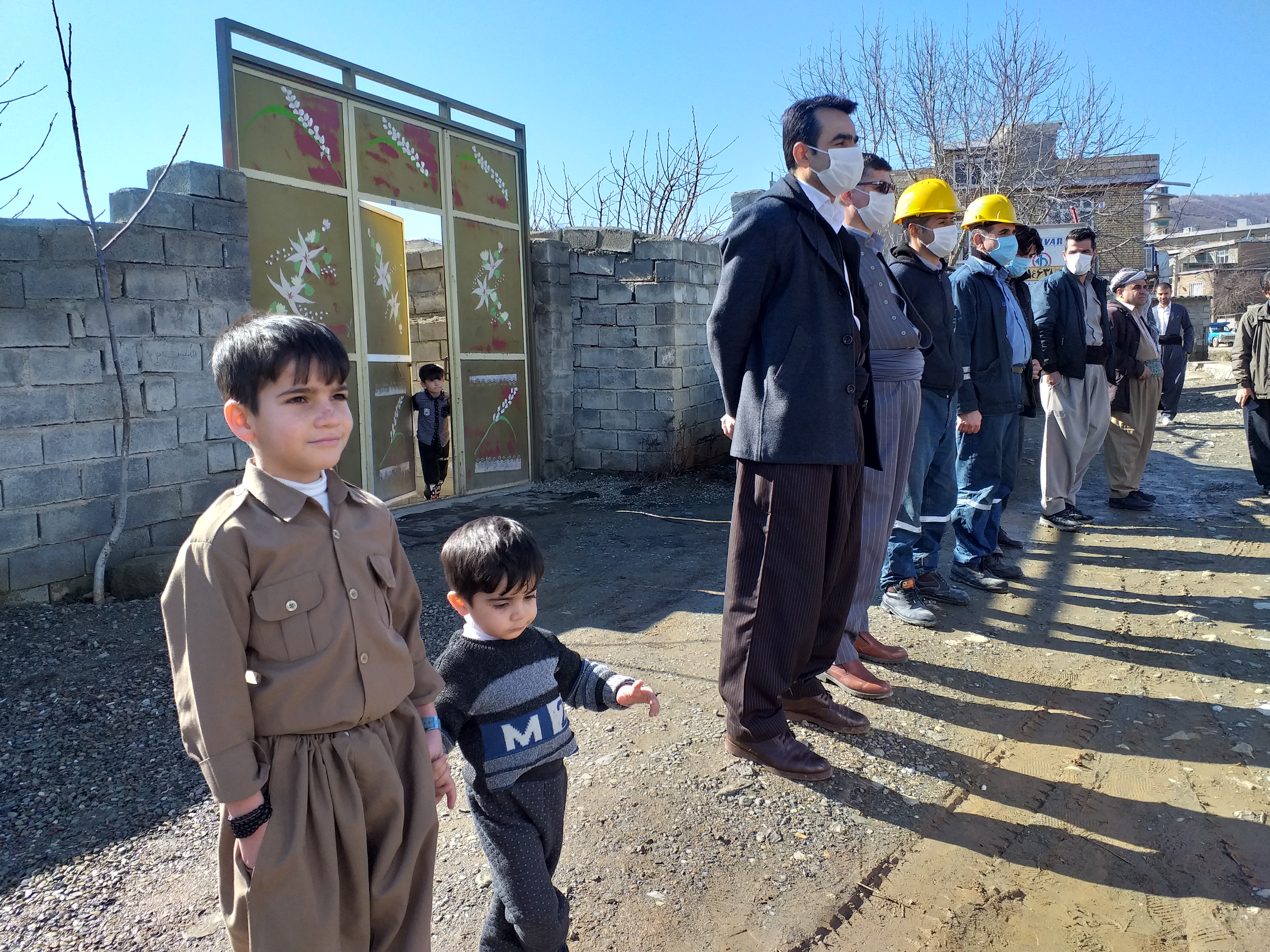🔺افتتاح پروژه احداث خط ۲۰ کیلو ولت وپست هوایی ۱۰۰ کیلو ولت آمپر در محل # فلکه وحدت شهرنلاس با اعتبار ۱/۳۰۰ میلیون ریال