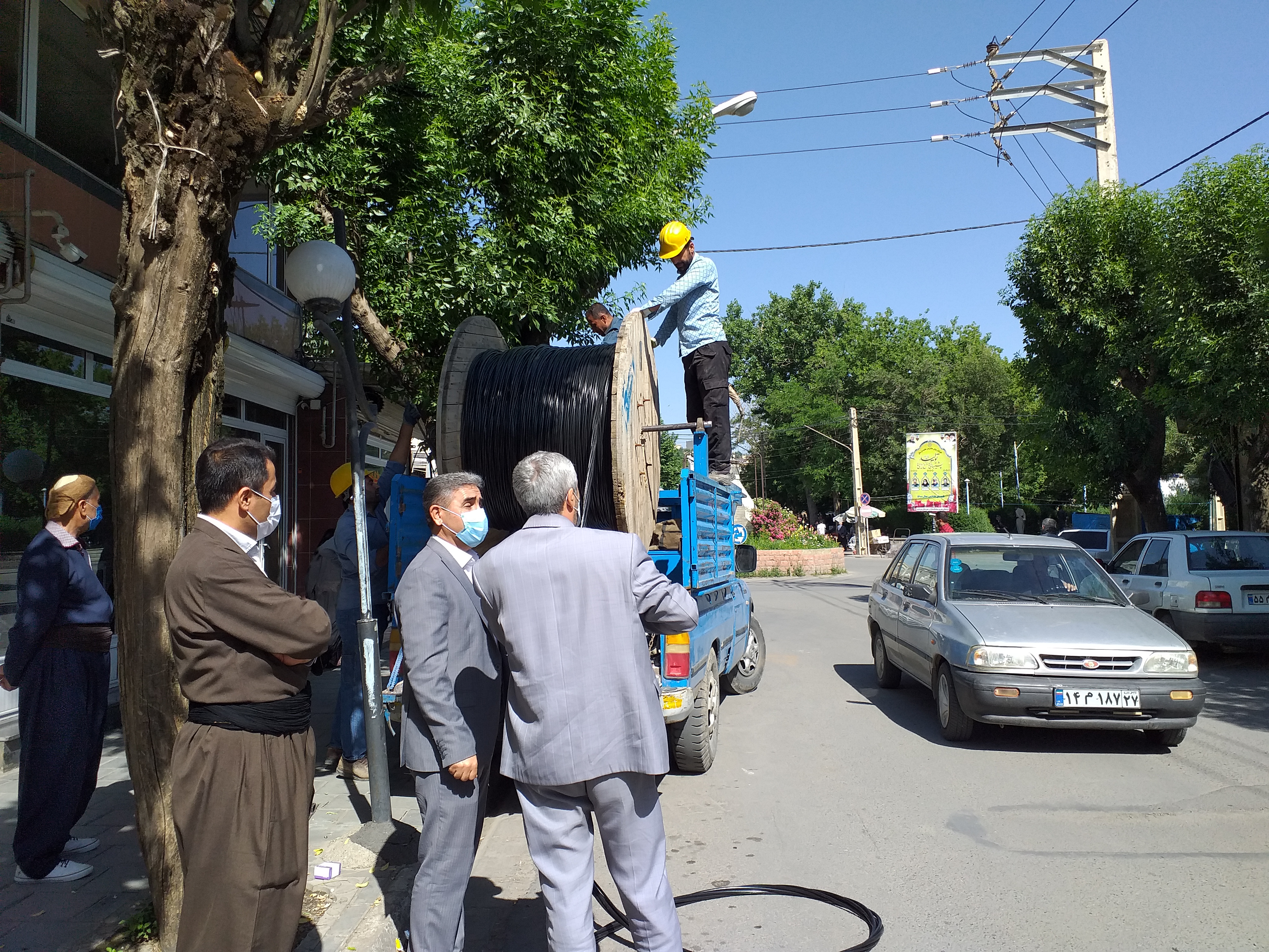 ️بازدید فرماندار شهرستان سردشت از شروع عملیات اجرای تبدیل شبکه مسی به کابل خود نگهدار