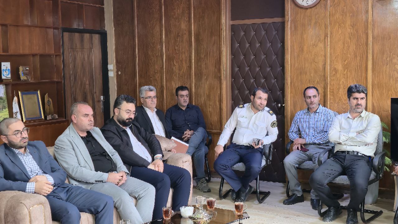 برگزاری جلسه بررسی نواقص جاده‌های جایگزین سد سردشت به ریاست ریباز میرزایی سرپرست فرمانداری شهرستان سردشت